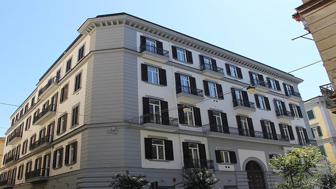 Duomo Regina Apartments Неаполь Экстерьер фото